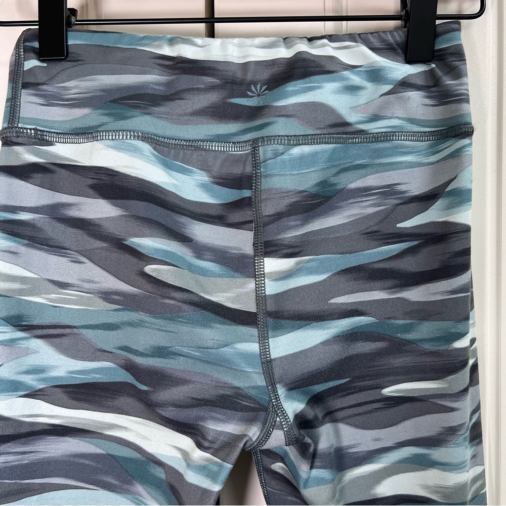 Athleta Girl High Rise Printed Chit Chat Legging in Green/Gray, Size L/12 - Picture 9 of 9